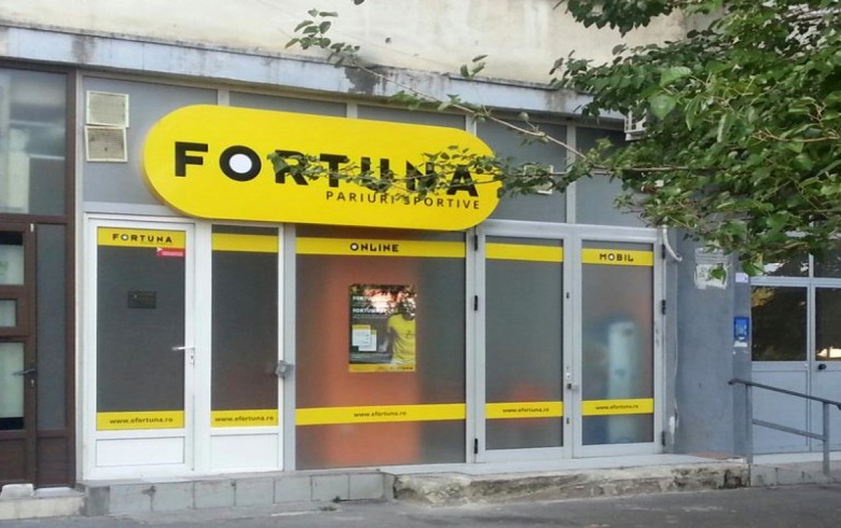Poliția a descins în forță și a scos un minor din „ghearele” Fortuna. ONJN, presat să aplice legea în ședința de mâine