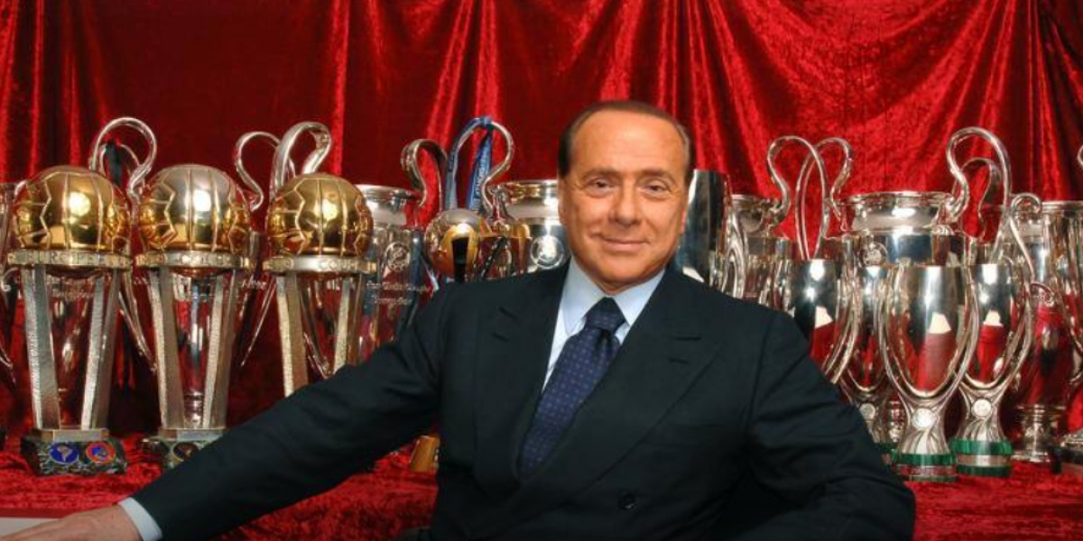 Berlusconi a condus-o strălucit pe AC Milan