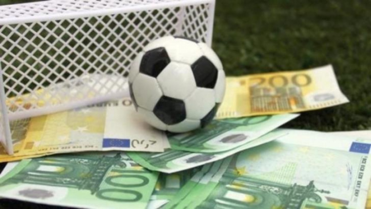 Pariuri clandestine, spălare de bani și evaziune fiscală. S-au confiscat bunuri de 160 de milioane de euro