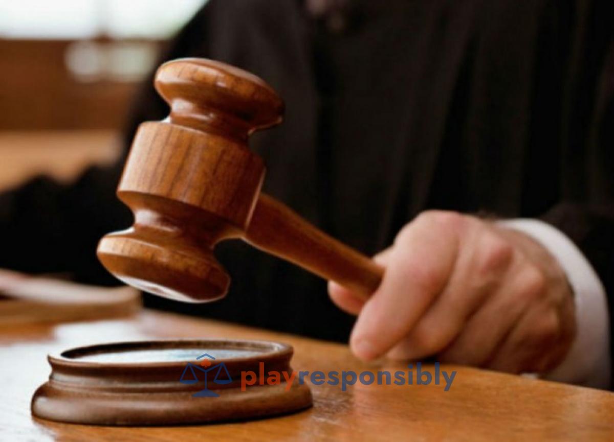 Prima firmă care cheamă ONJN la tribunal după ce i-a fost revocată licența pe legea Simonis și-a câștigat dreptul de a funcționa pe mai departe pe piața păcănelelor