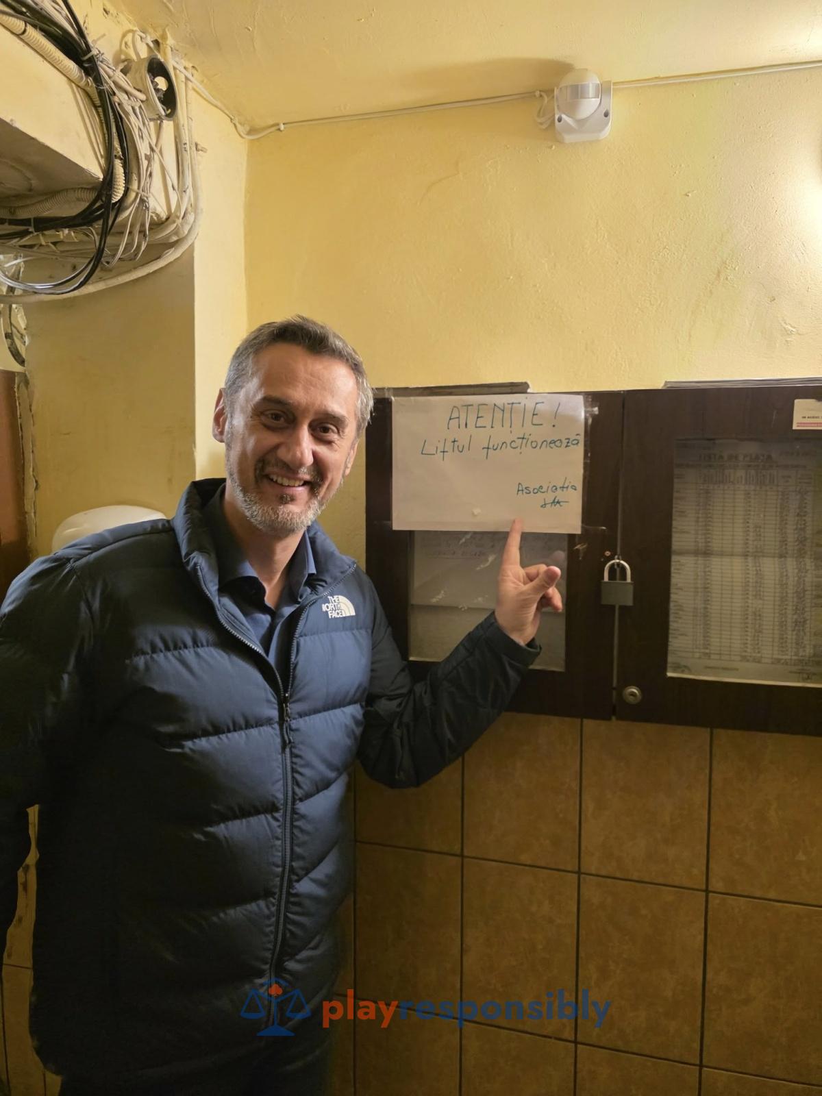 Mario De Mezzo, la parterul blocului   FOTO Facebook