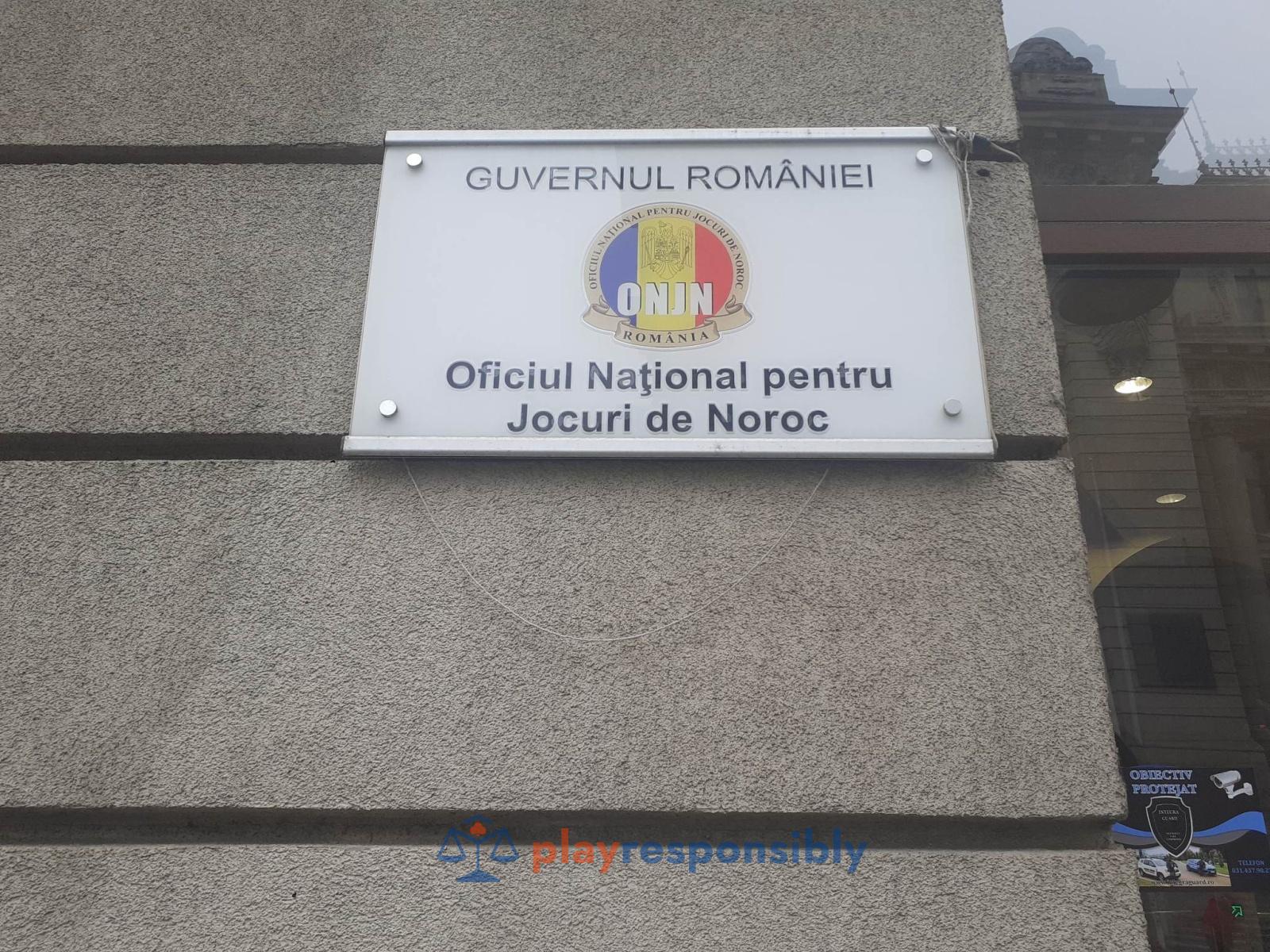 Apus de Soare, răsărit de scandal. Fostul președinte al ONJN, asaltat de comentarii pe Facebook după pierderea postului