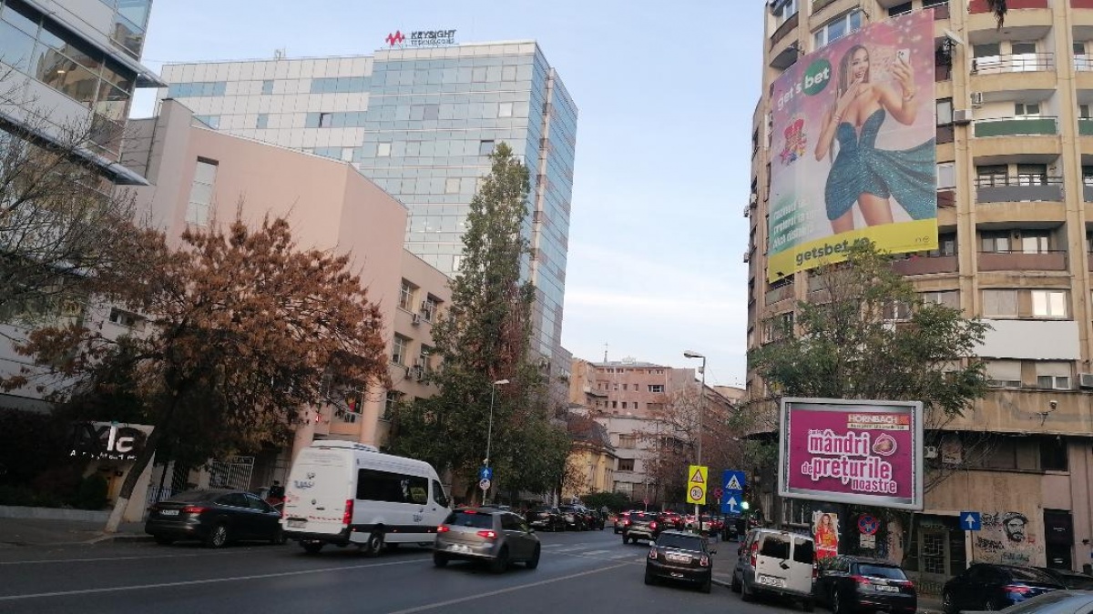 Un proiect de lege pentru instituirea de zone curate de jocuri de noroc în jurul școlilor, taxat de Putere cu aviz negativ