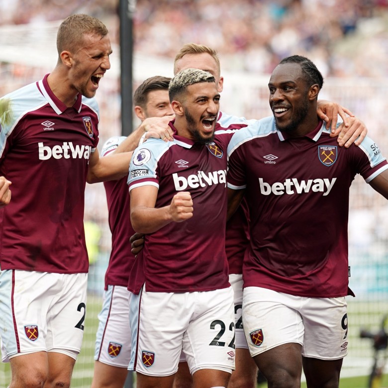 West Ham United, sponsorizată de Betway