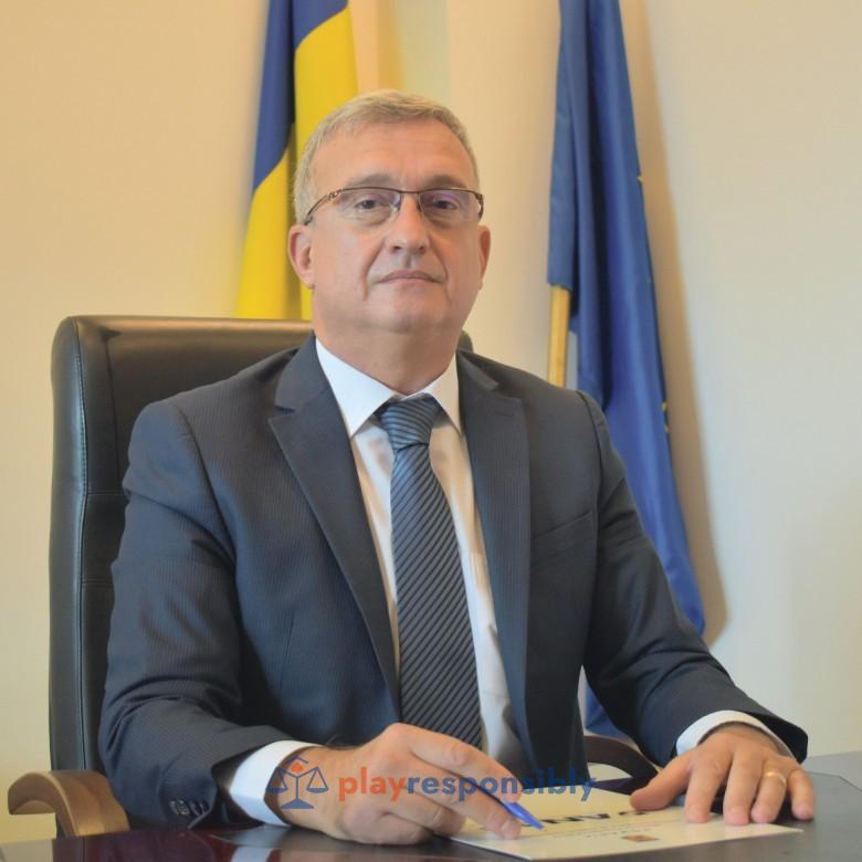Sandu Costea, pe când îi mergea bine