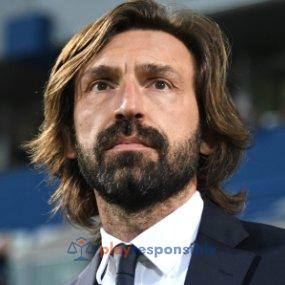 Ca fotbalist, Andrea Pirlo, 47 de ani, a fost lansat de Mircea Lucescu